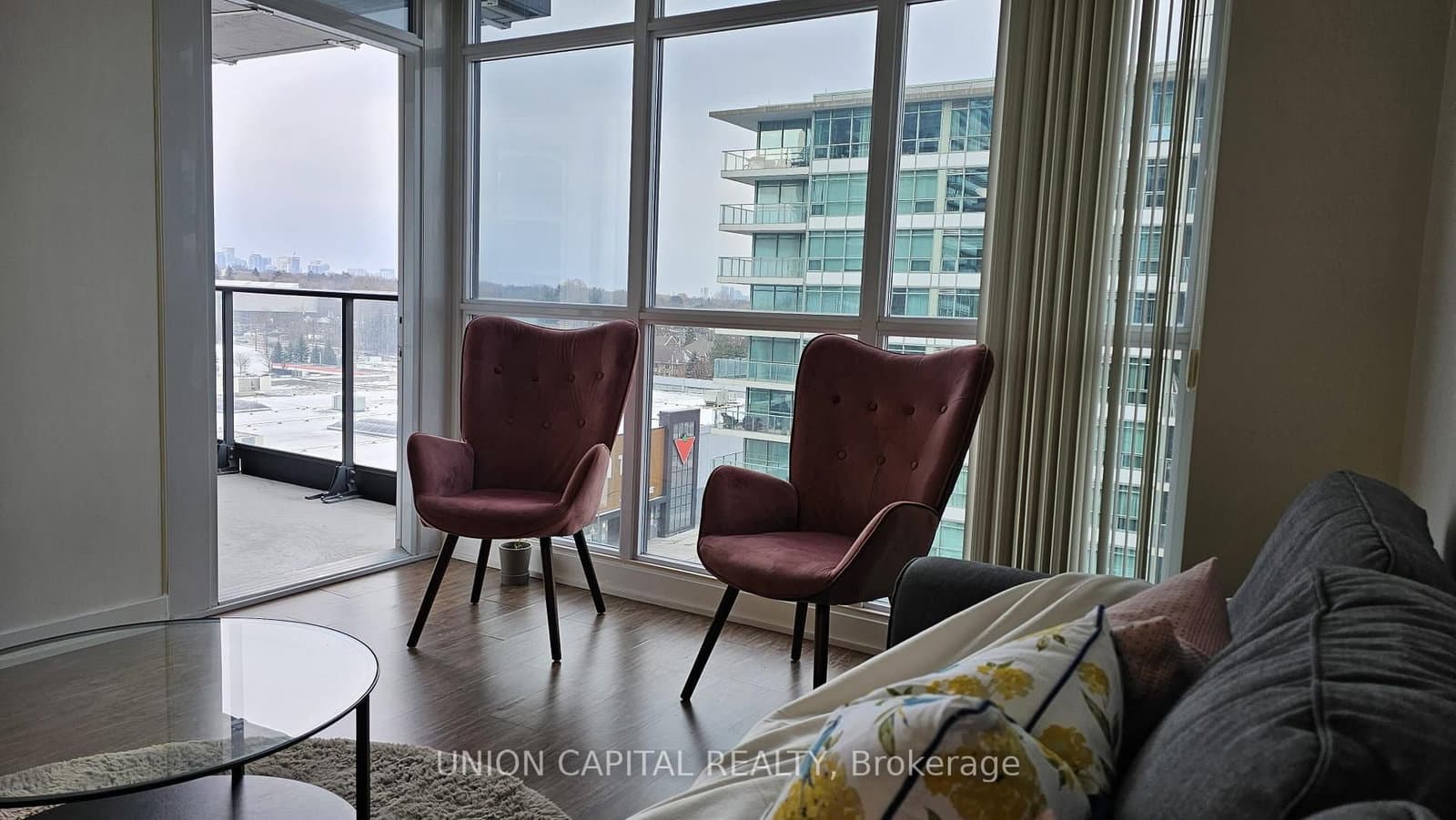 19 Singer Court, Unit 1011 thumbnail 5