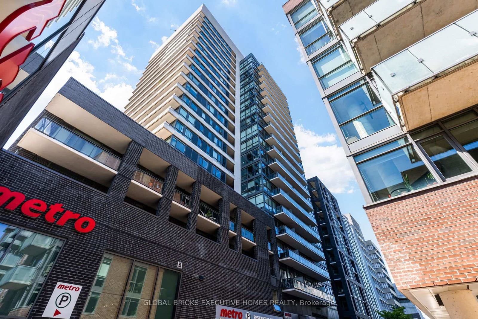 20 Minowan Miikan Lane, Unit 516 - Image 1