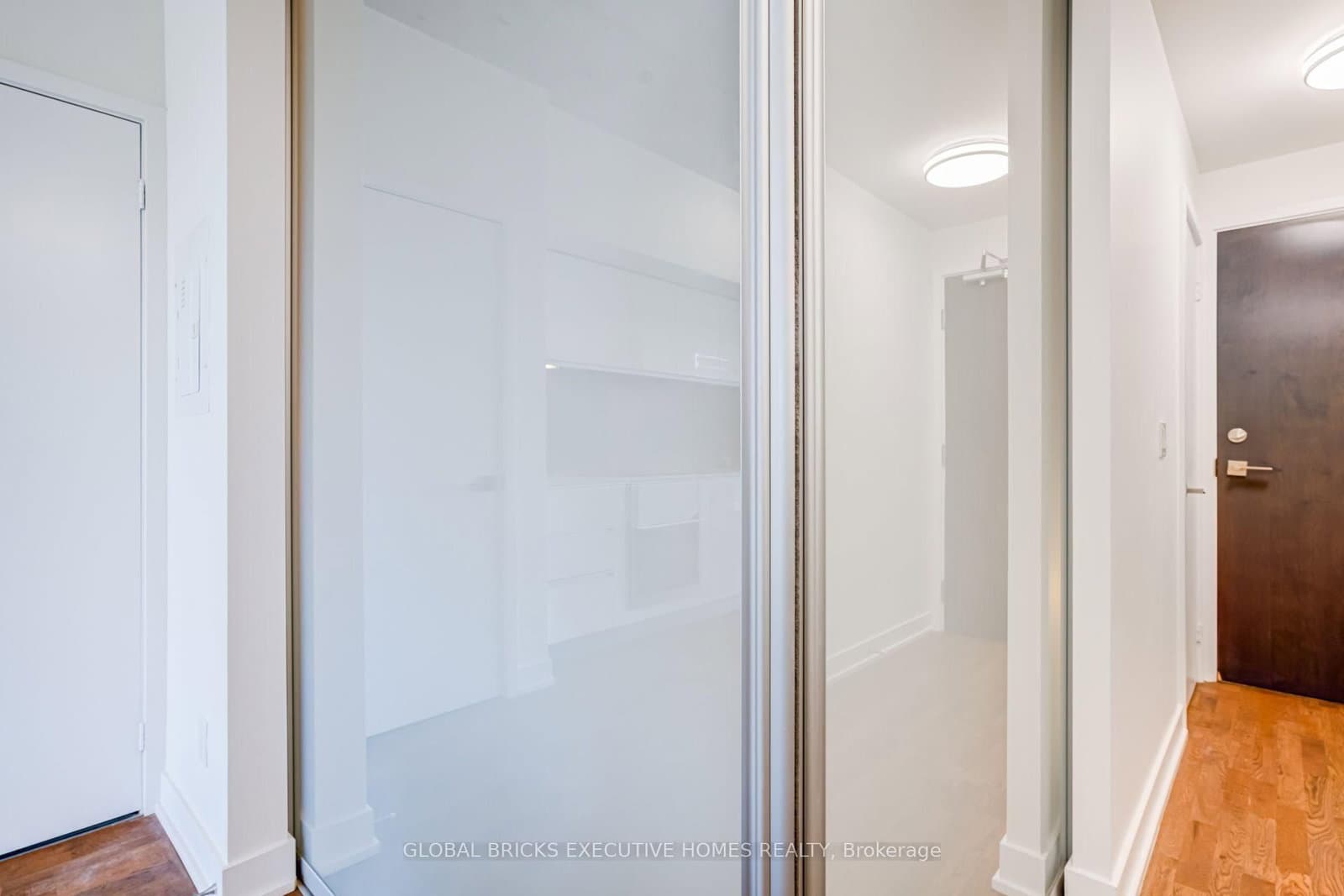 20 Minowan Miikan Lane, Unit 516 thumbnail 16