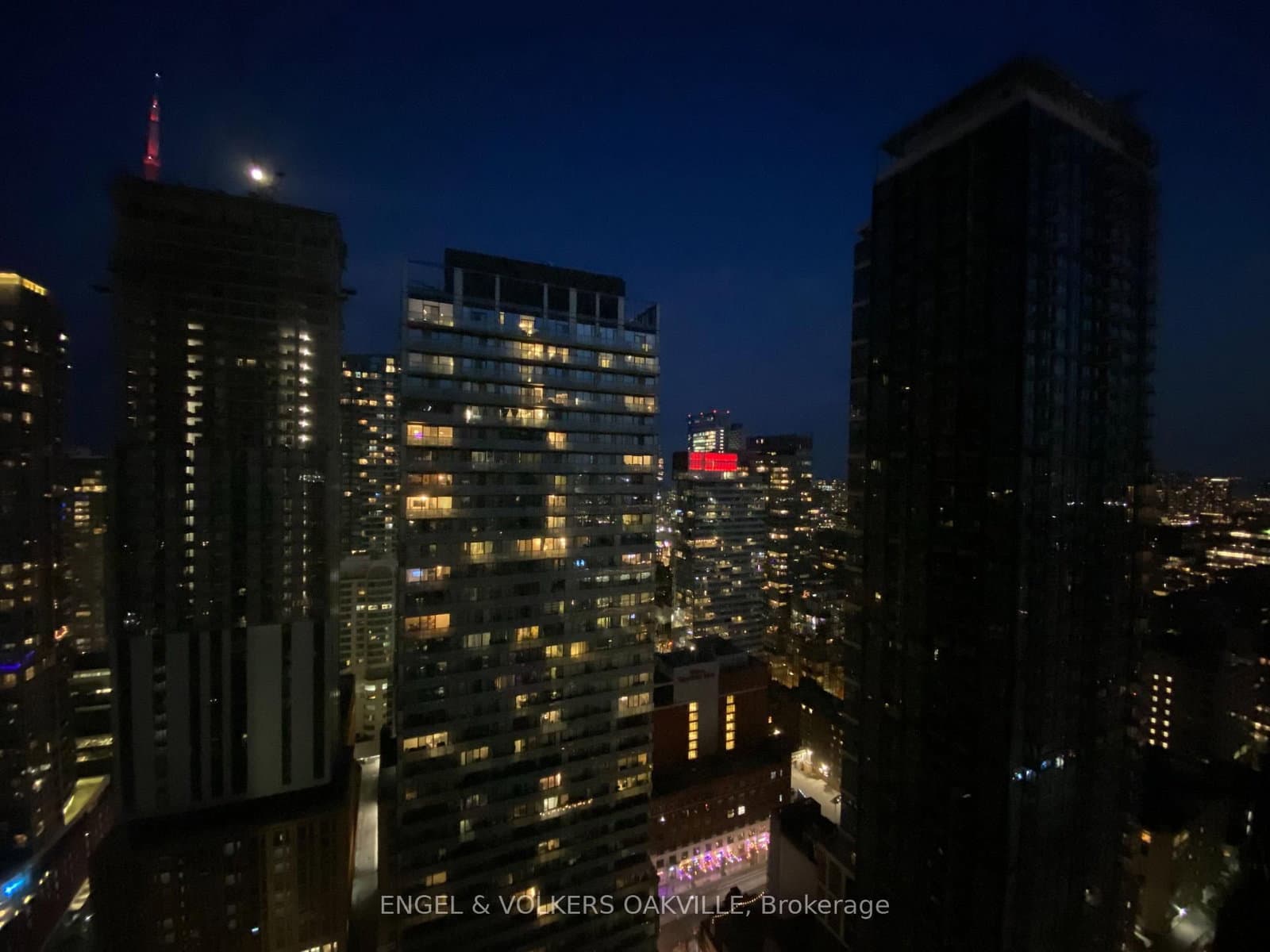 125 Peter Street, Unit 3310 thumbnail 11