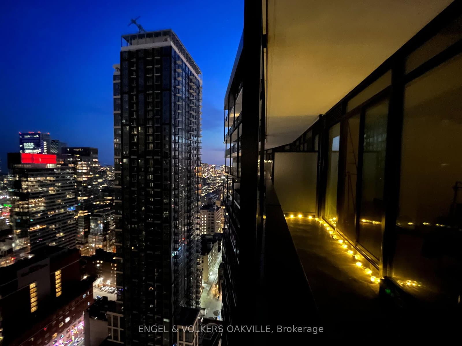 125 Peter Street, Unit 3310 thumbnail 13