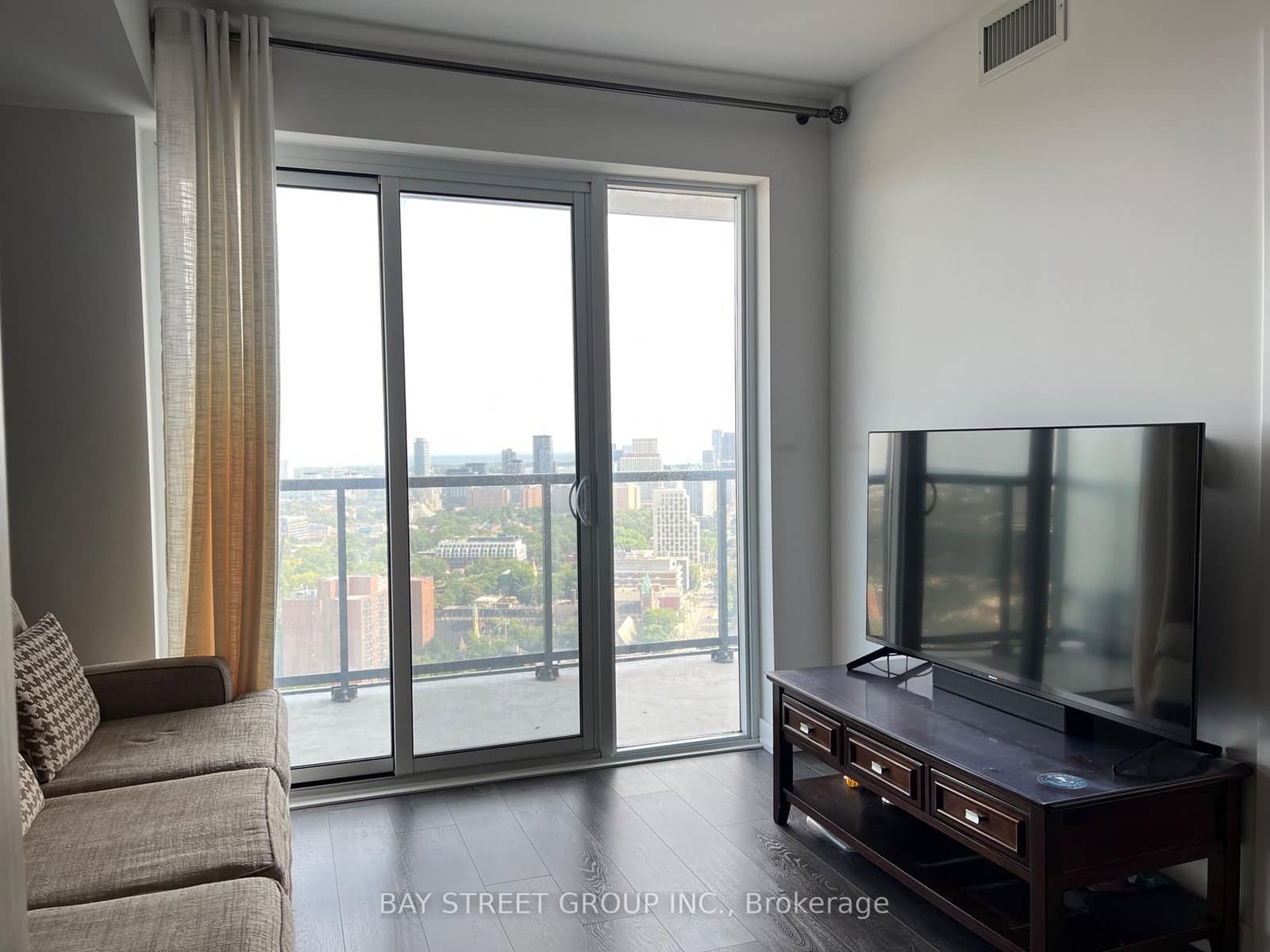159 Wellesley Street E, Unit 2406 thumbnail 15