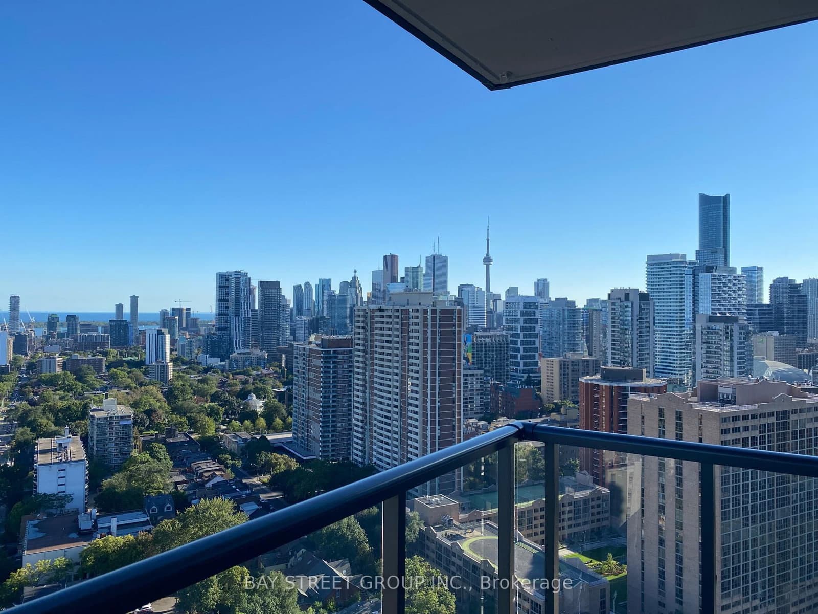 159 Wellesley Street E, Unit 2406 thumbnail 3