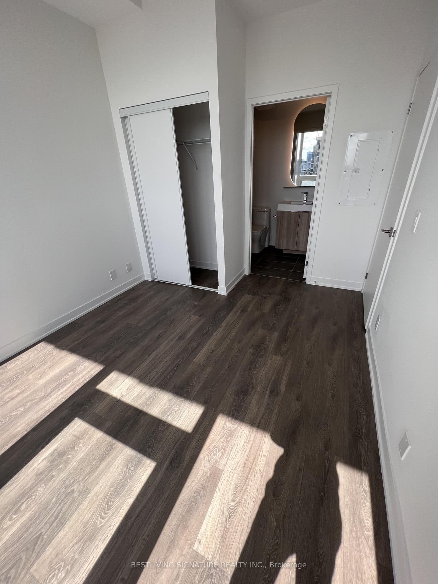 15 Holmes Avenue, Unit 2401 thumbnail 5