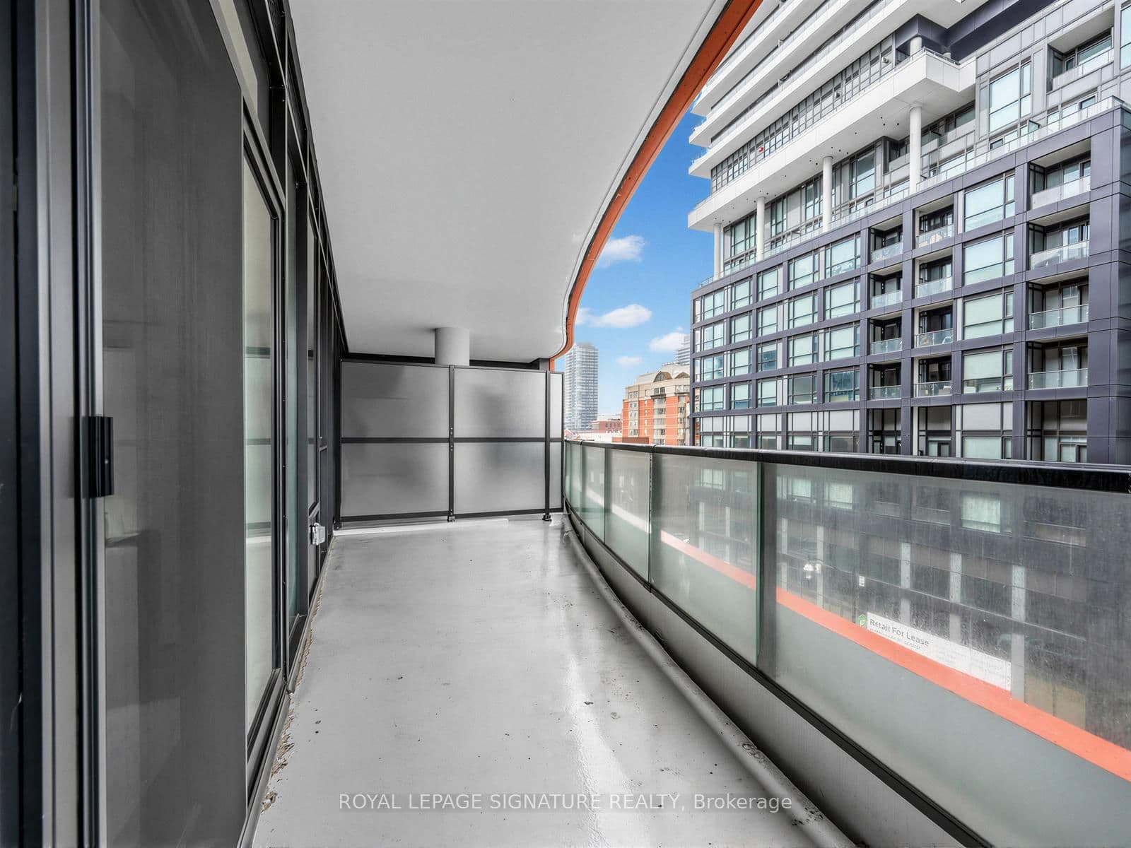 180 Front Street E, Unit 508 thumbnail 15