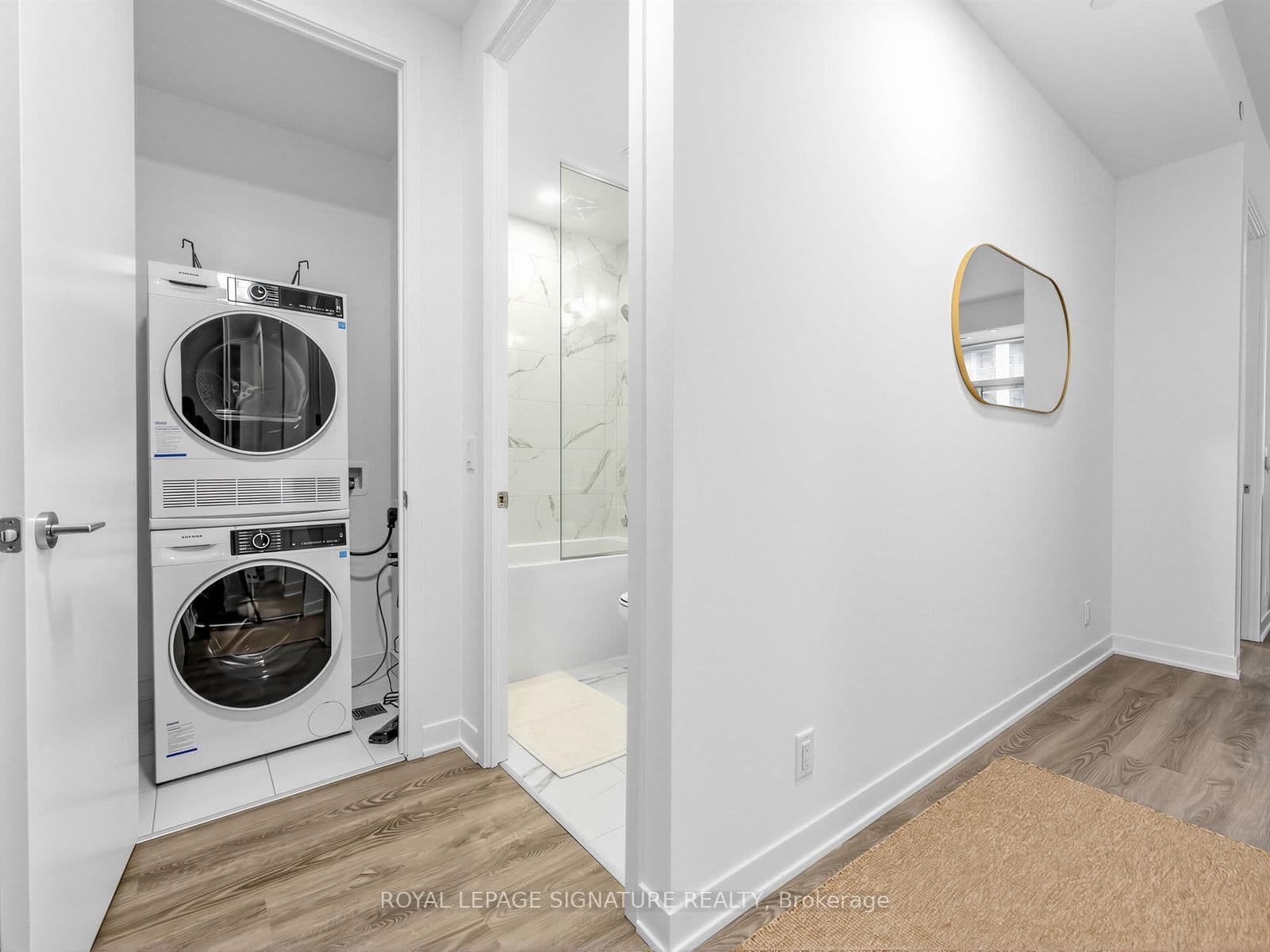 180 Front Street E, Unit 508 thumbnail 3