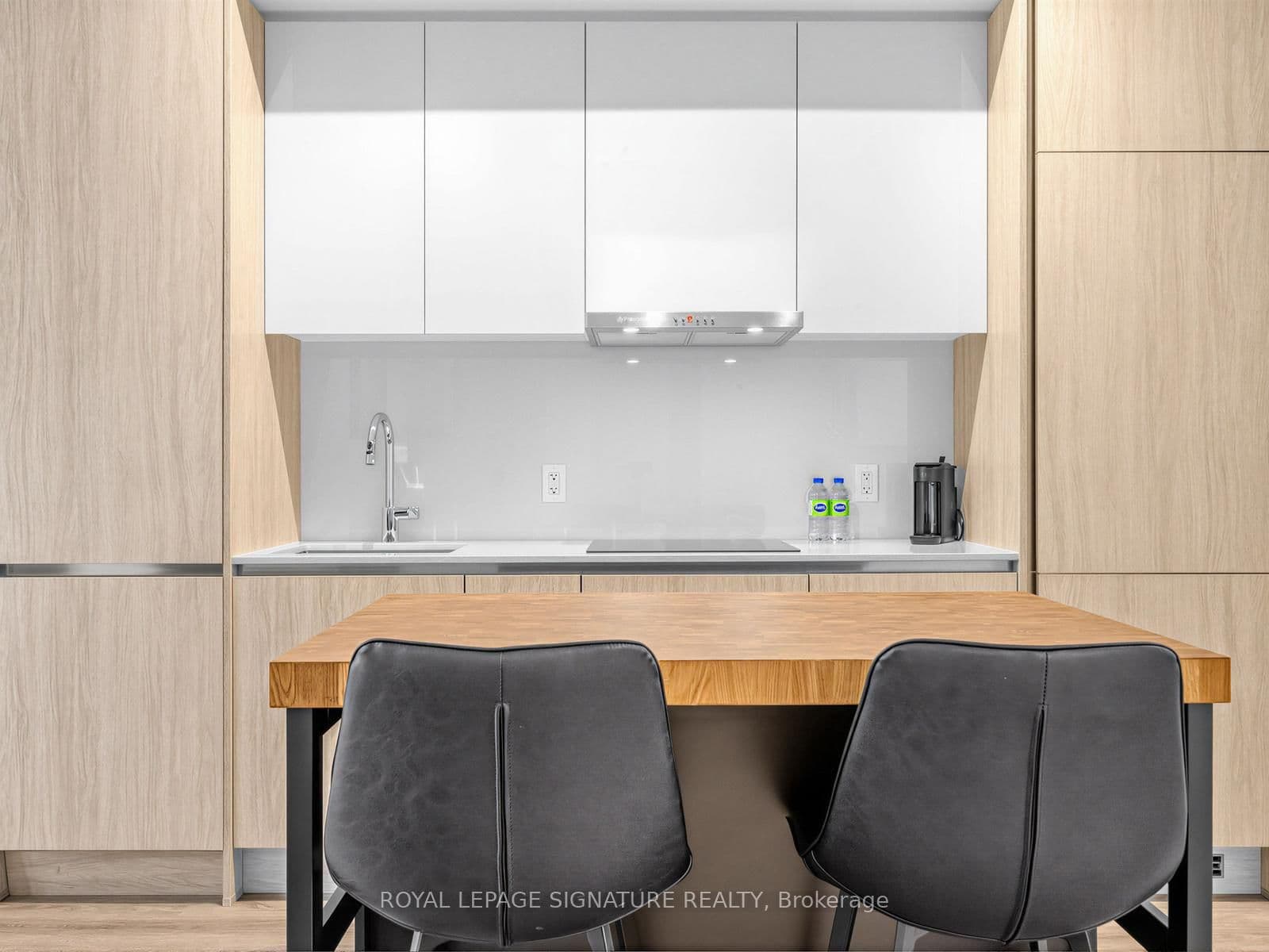 180 Front Street E, Unit 508 thumbnail 6
