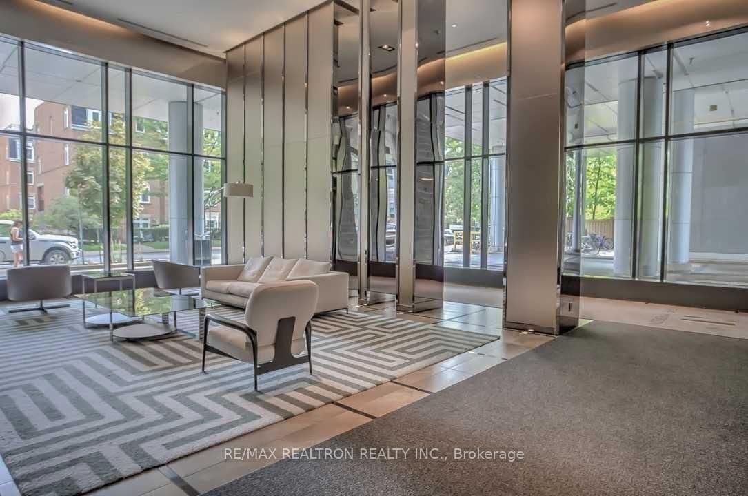 98 Lillian Street, Unit 427 thumbnail 3