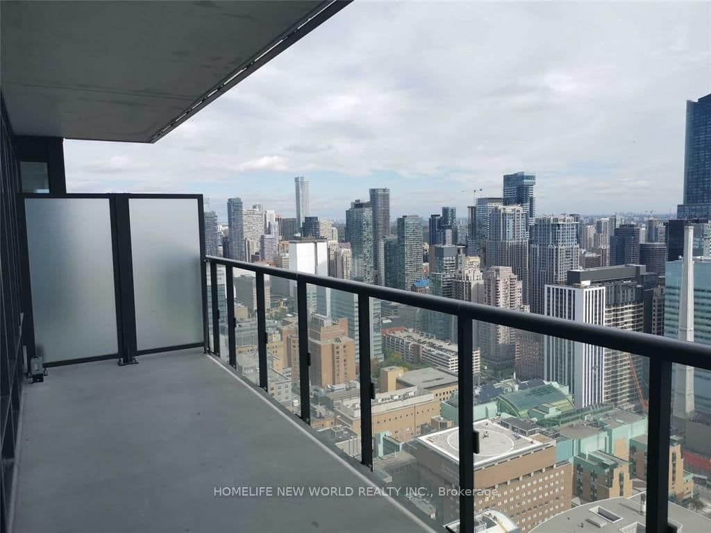 488 University Avenue, Unit 4005 thumbnail 15
