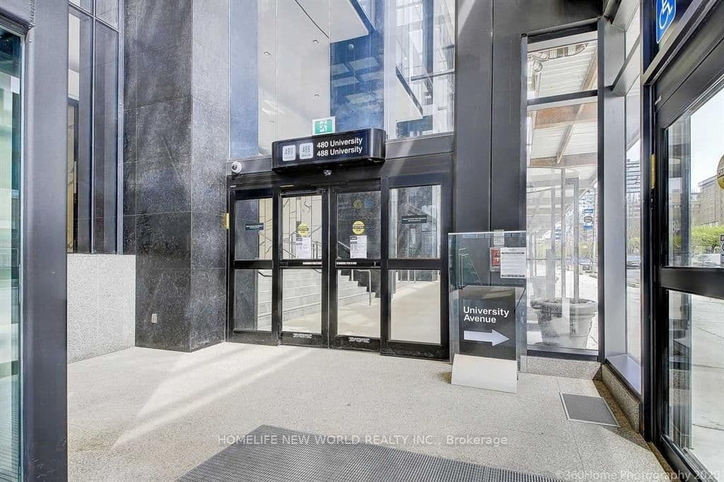 488 University Avenue, Unit 4005 thumbnail 3