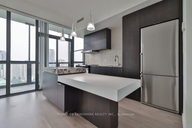 101 Charles Street E, Unit 2211 thumbnail 11