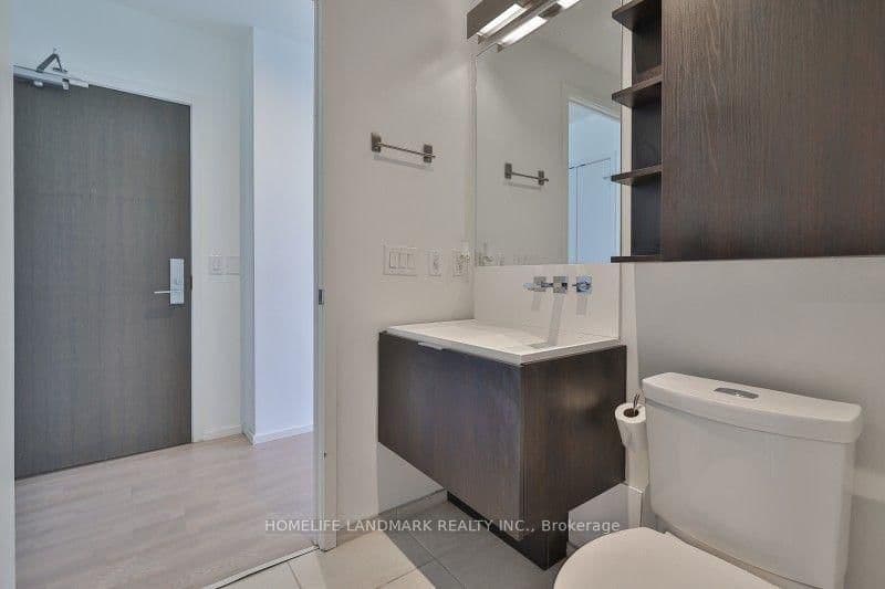 101 Charles Street E, Unit 2211 thumbnail 12