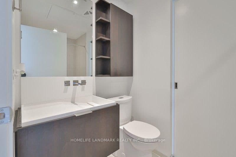 101 Charles Street E, Unit 2211 thumbnail 14