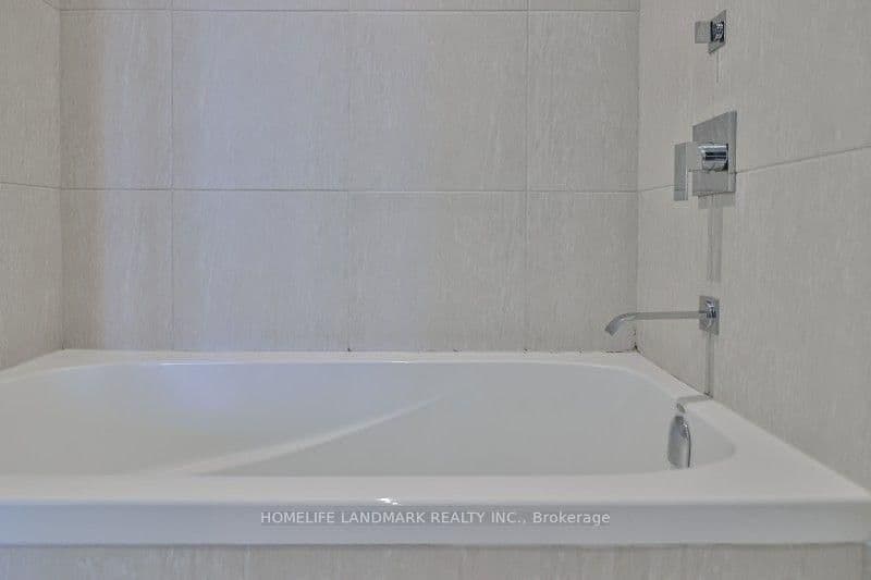 101 Charles Street E, Unit 2211 thumbnail 15