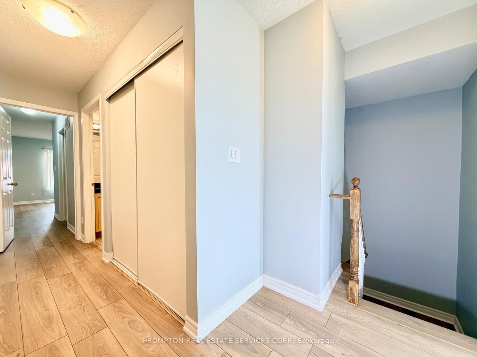 285 ANTIBES Drive, Unit 11 thumbnail 20