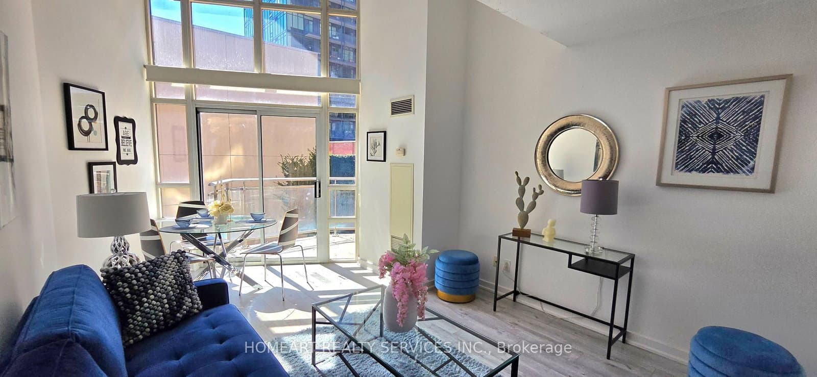 255 Richmond Street E, Unit 404