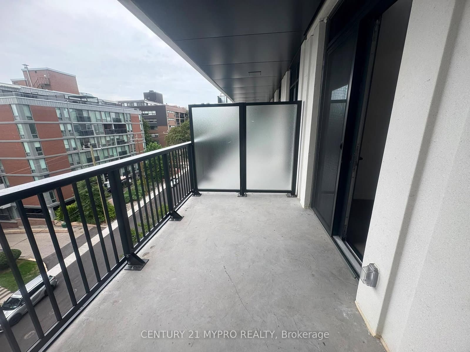 91 Montclair Avenue, Unit 716 thumbnail 14