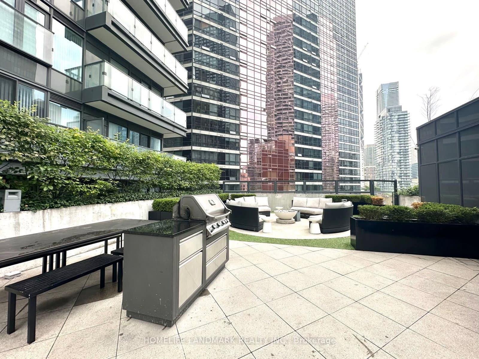 955 Bay Street, Unit 2912 thumbnail 23