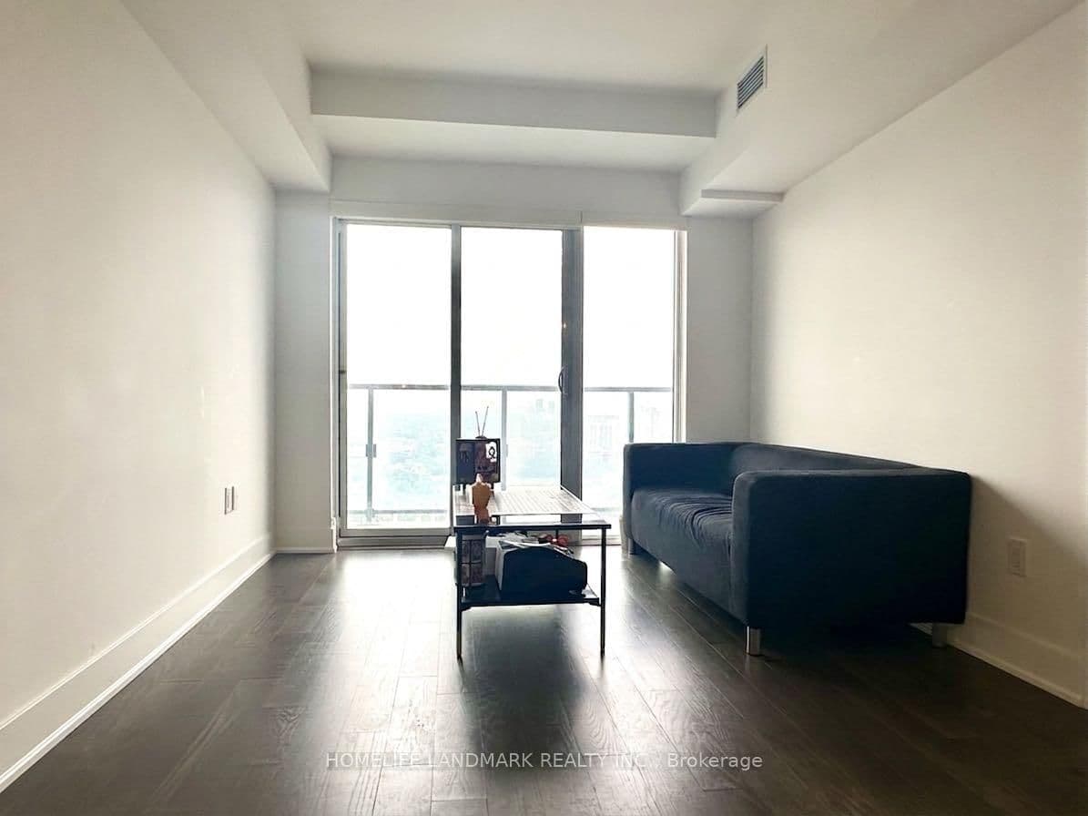 955 Bay Street, Unit 2912 thumbnail 4