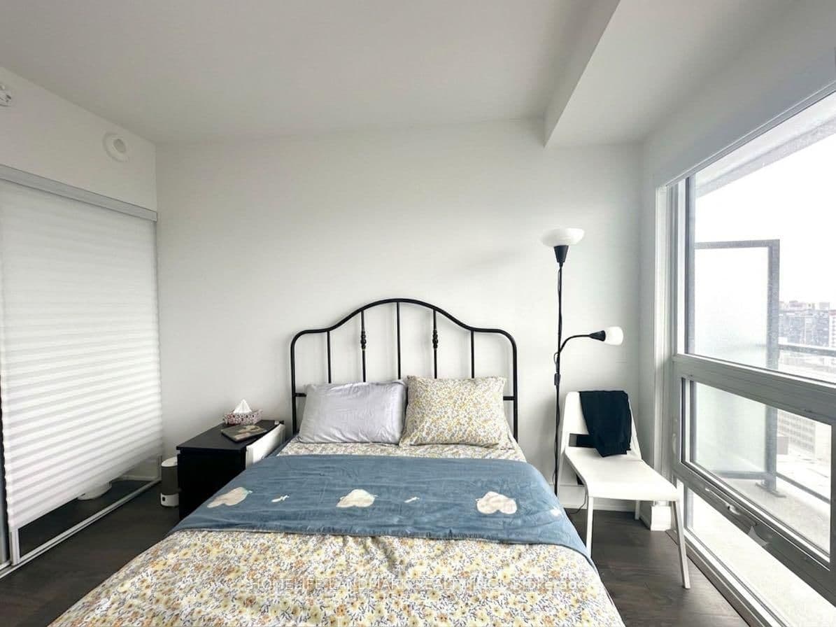 955 Bay Street, Unit 2912 thumbnail 7