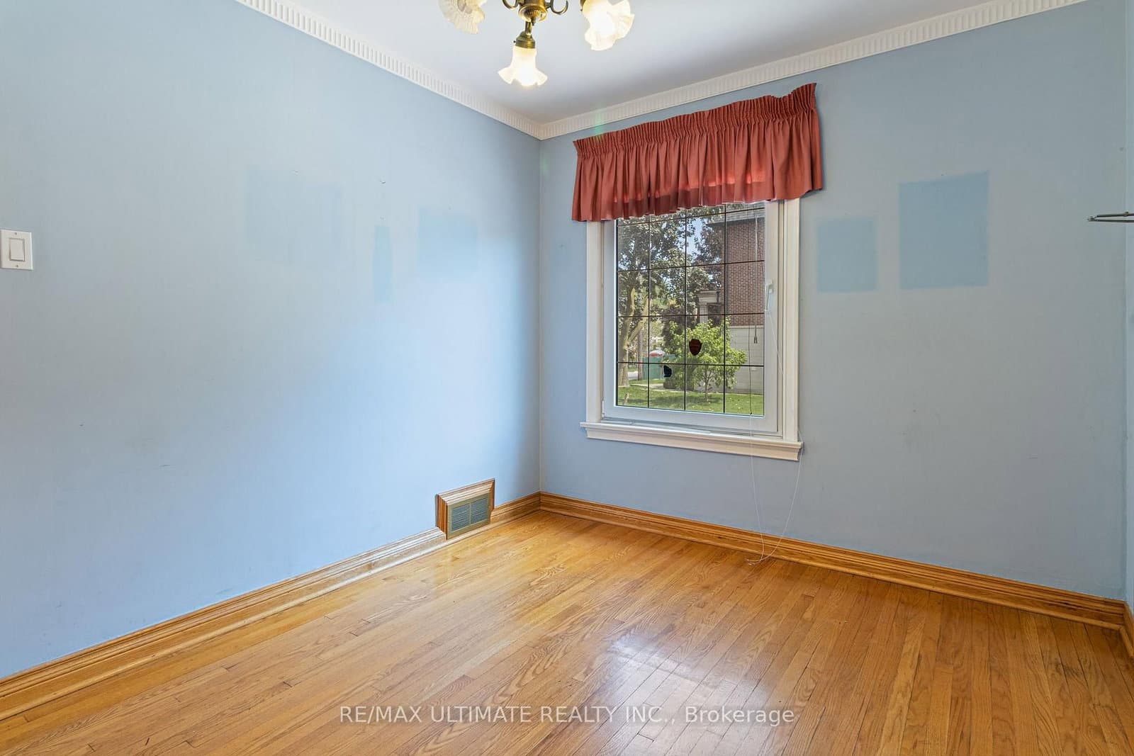 519 Douglas Avenue thumbnail 23
