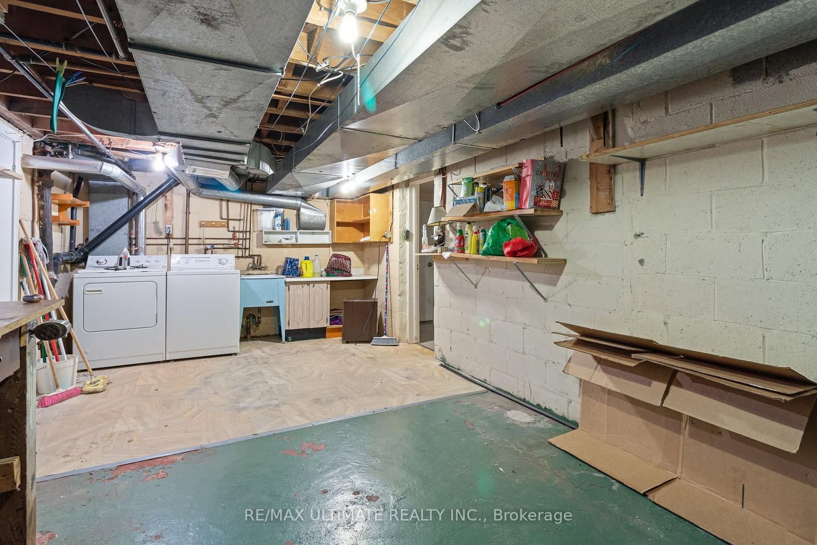 519 Douglas Avenue thumbnail 38