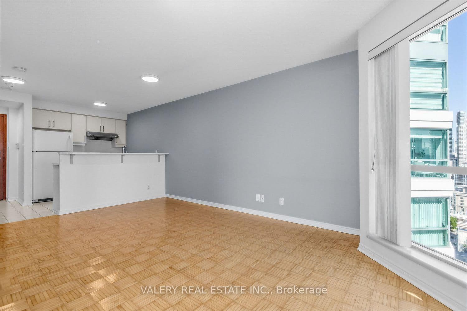 10 Yonge Street, Unit 2910 thumbnail 17