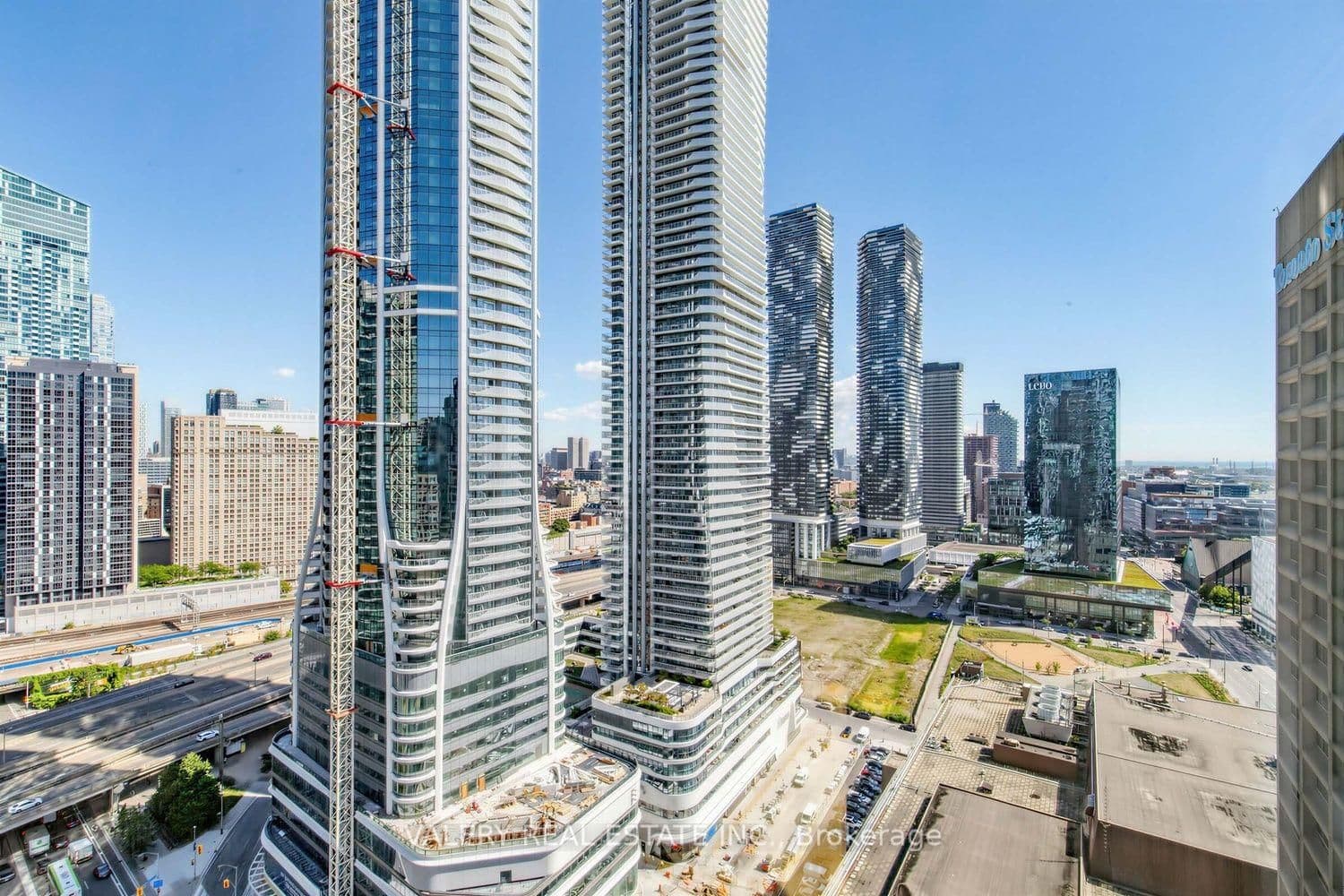 10 Yonge Street, Unit 2910 thumbnail 20