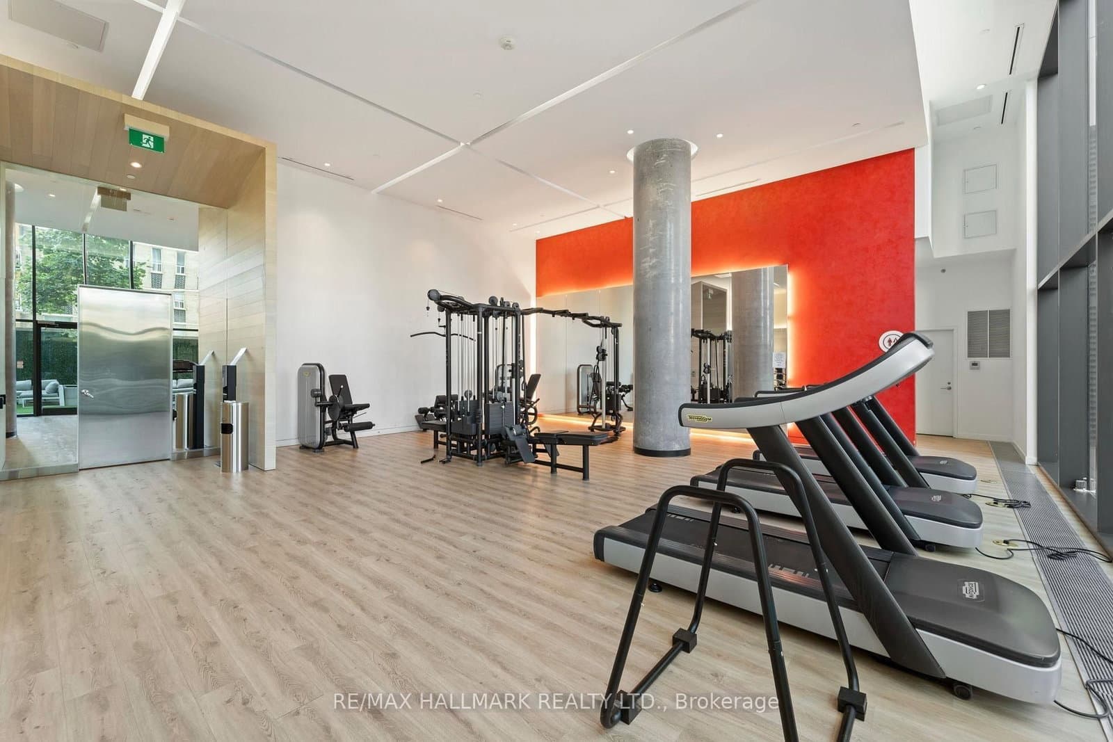 185 Roehampton Avenue, Unit PH2 thumbnail 32