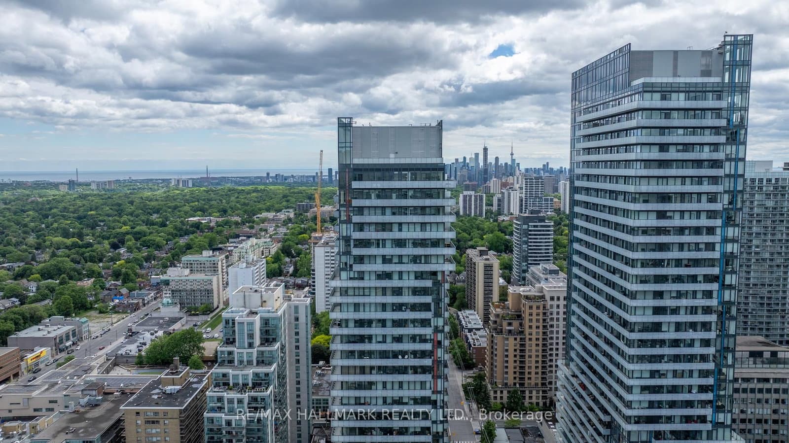 185 Roehampton Avenue, Unit PH2 thumbnail 46
