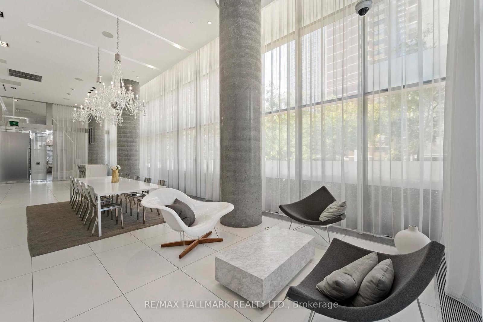 185 Roehampton Avenue, Unit PH2 thumbnail 5