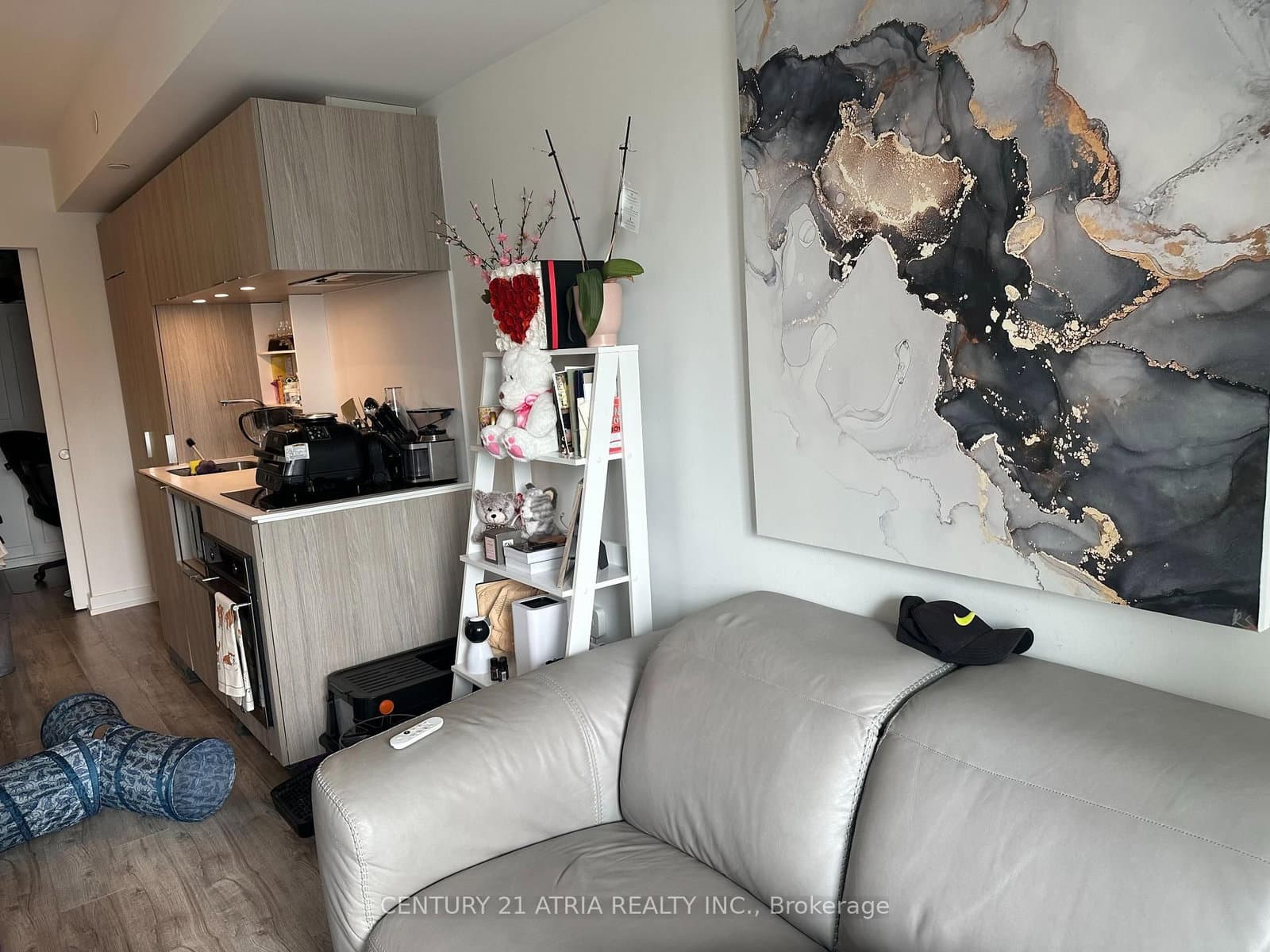 77 Shuter Street, Unit 1616 thumbnail 5