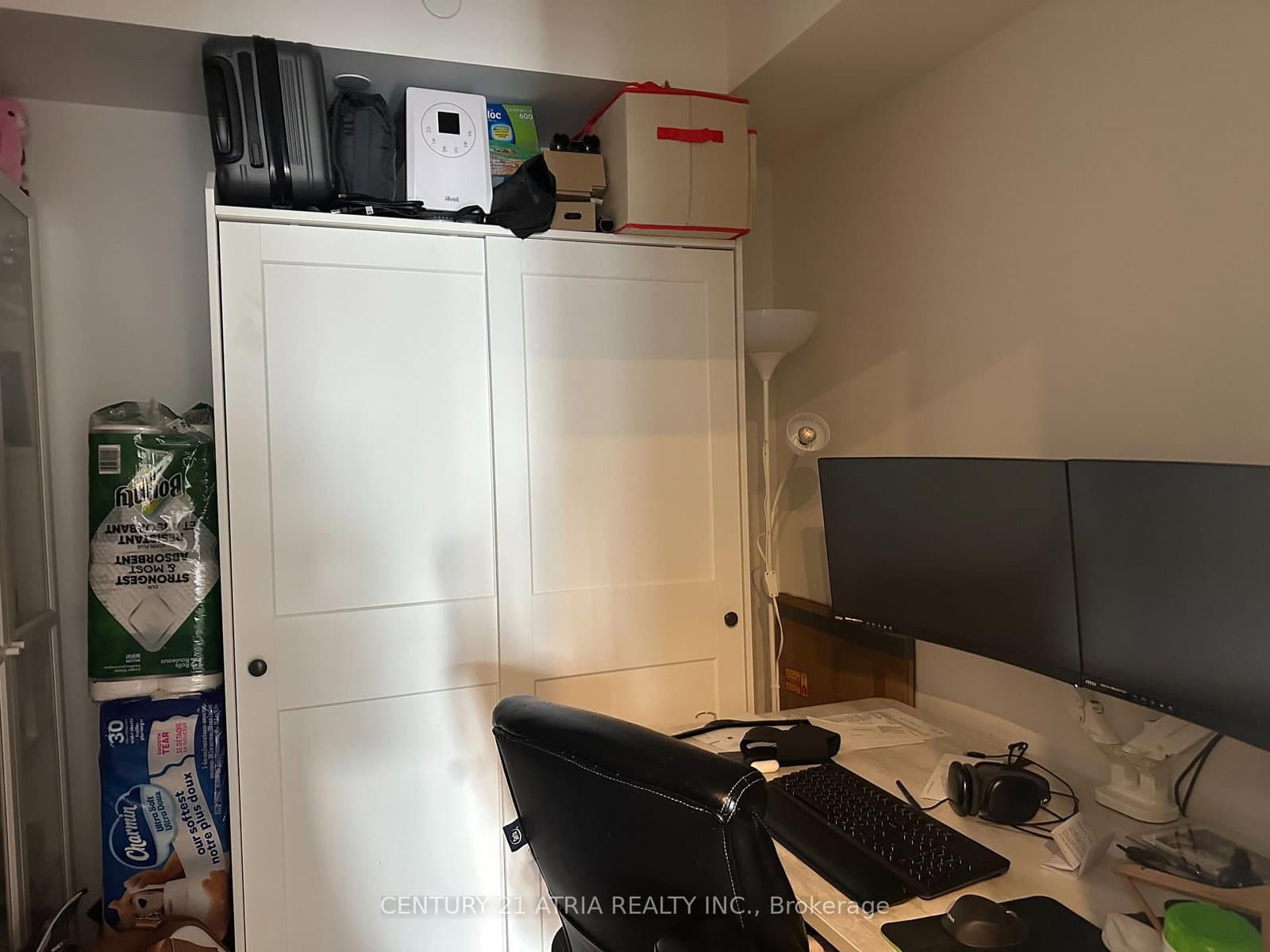 77 Shuter Street, Unit 1616 thumbnail 9
