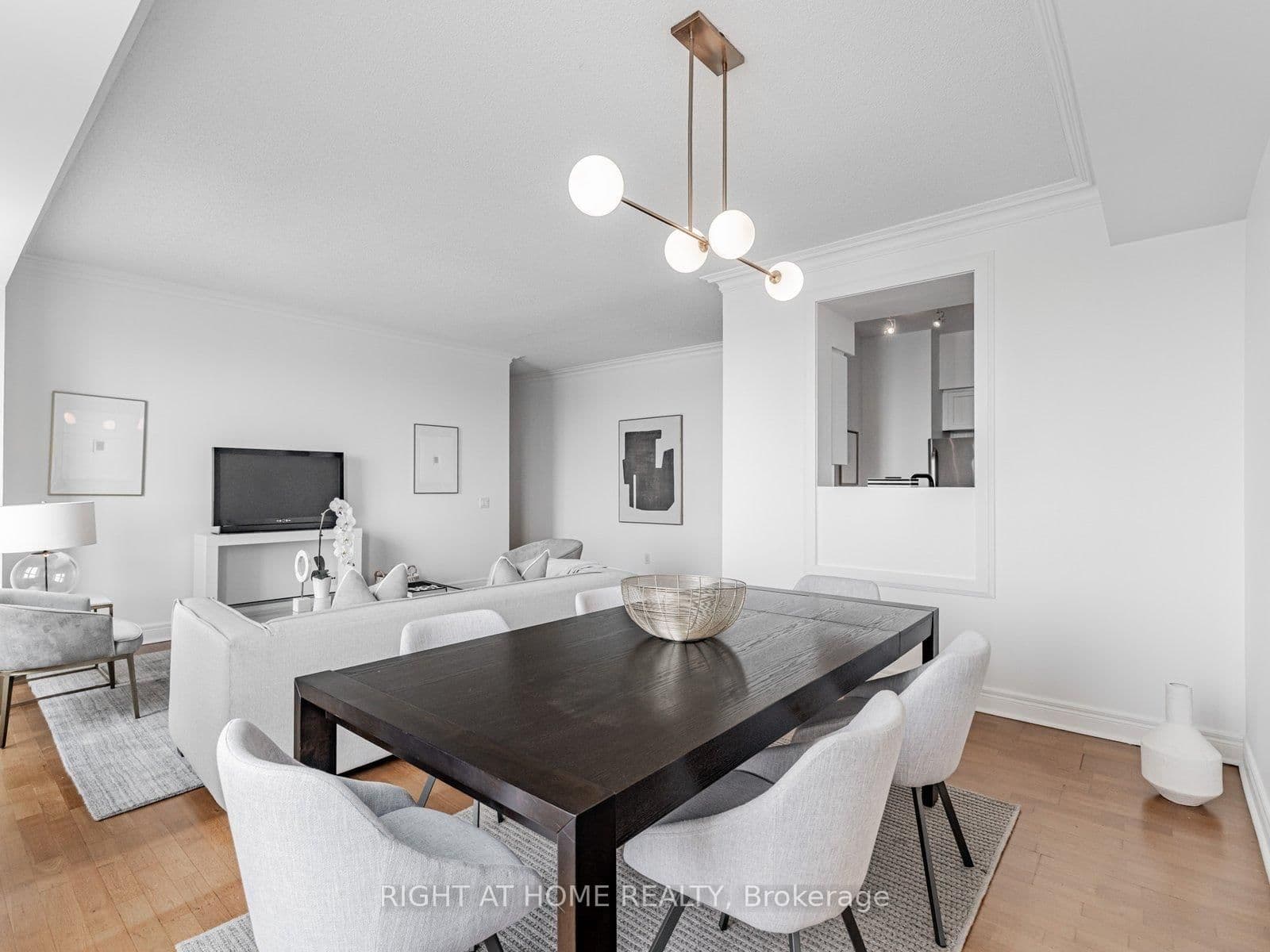1 Clairtrell Road, Unit RG1 thumbnail 11