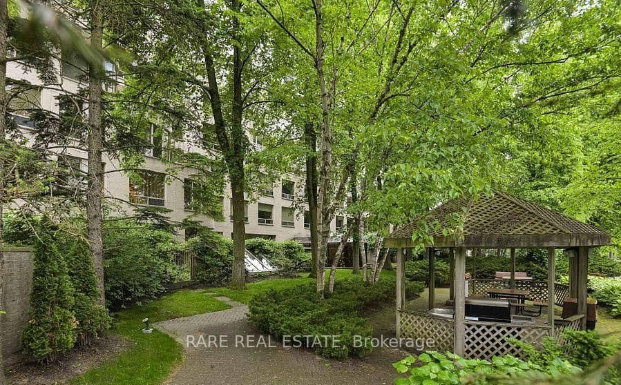 1177 Yonge Street, Unit 412 thumbnail 9