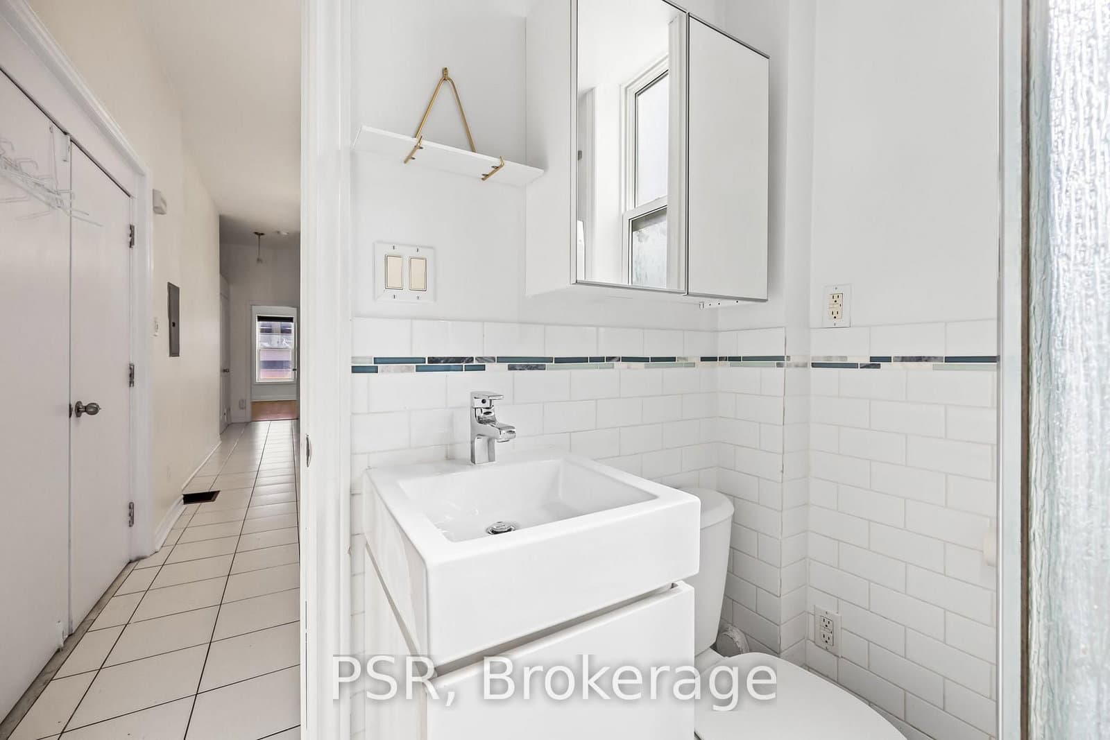 112 Ossington Avenue, Unit Front thumbnail 15