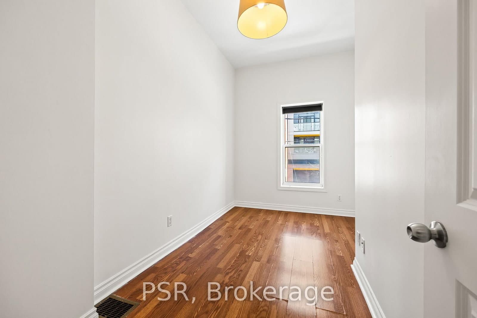 112 Ossington Avenue, Unit Front thumbnail 16