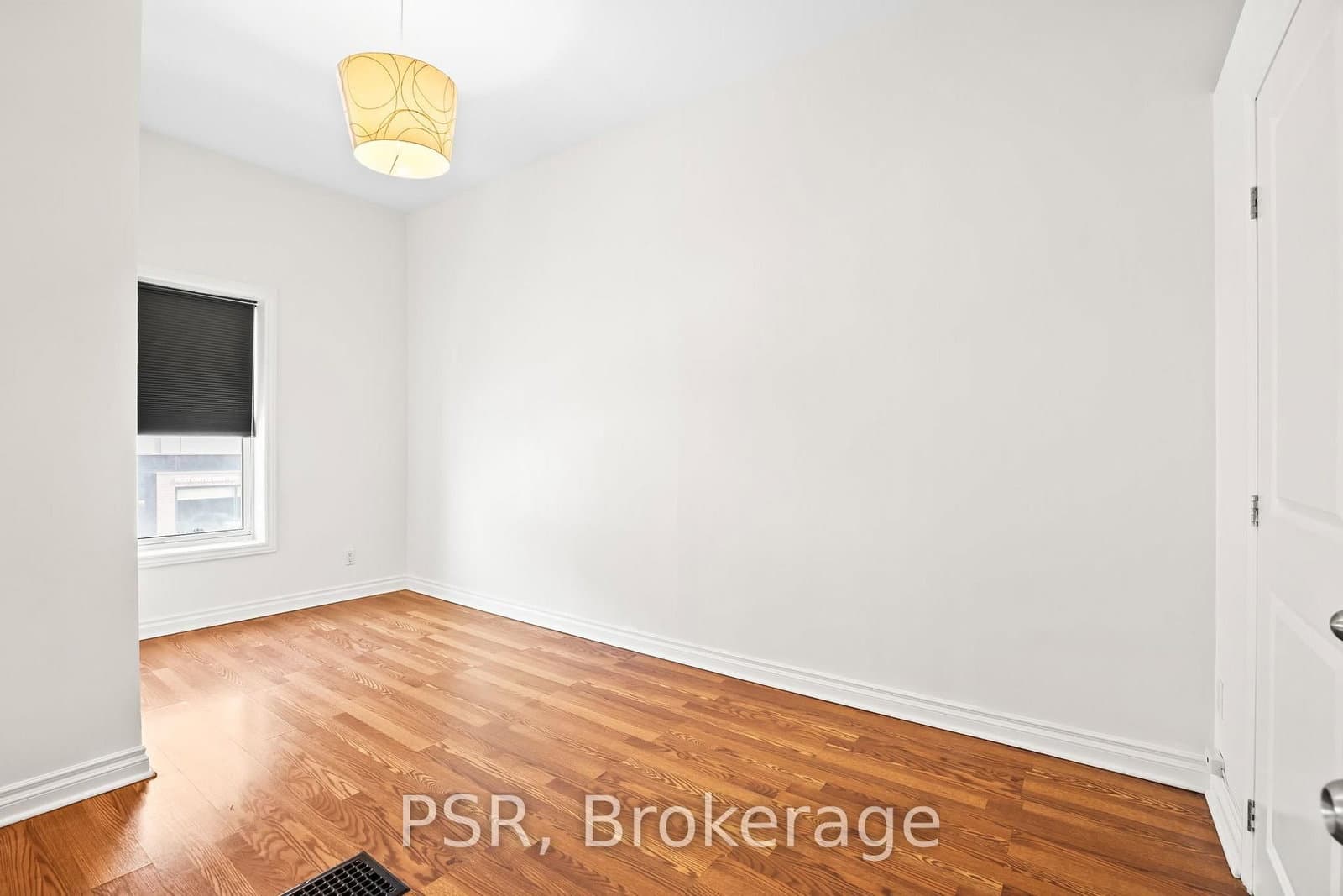112 Ossington Avenue, Unit Front thumbnail 19