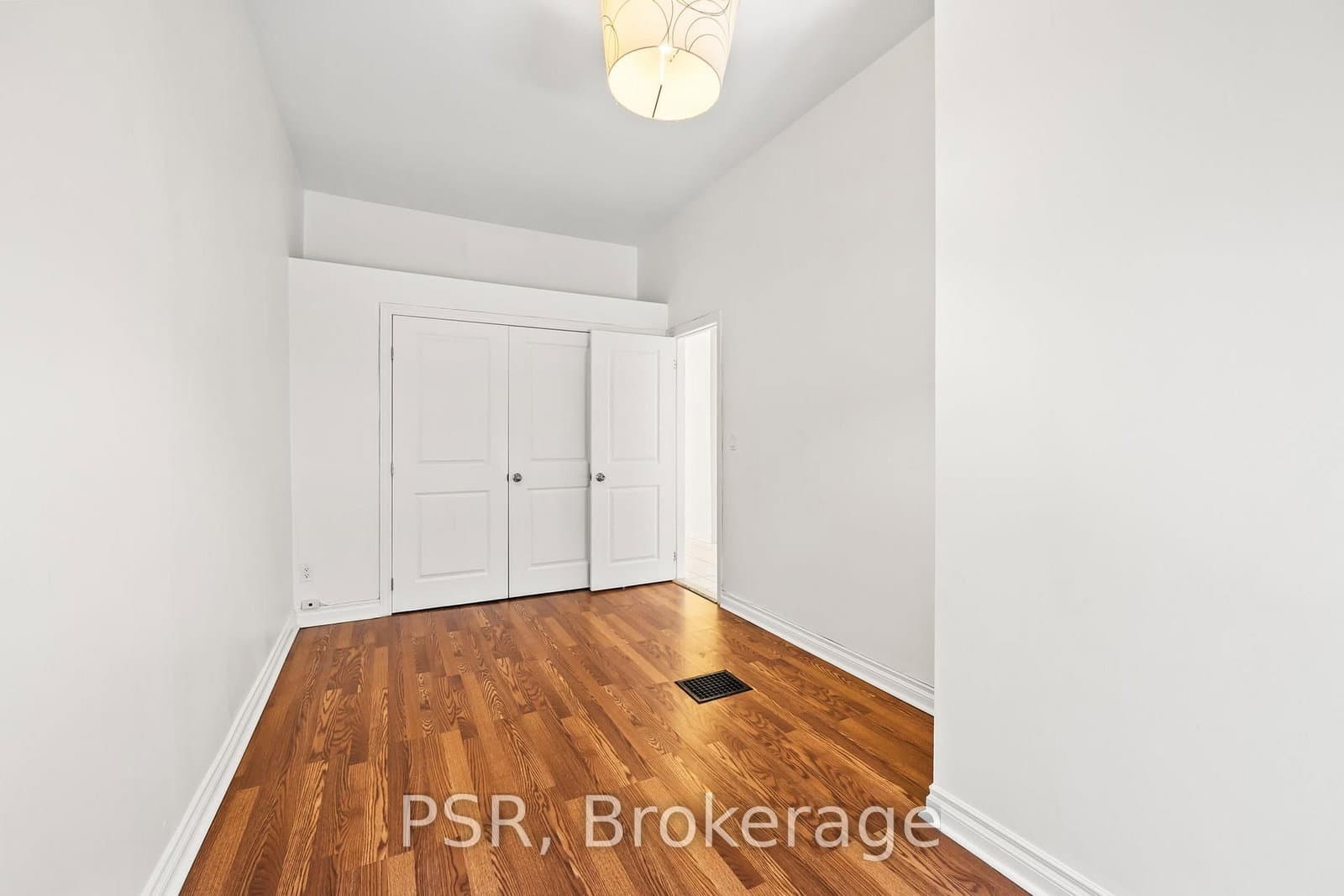 112 Ossington Avenue, Unit Front thumbnail 21