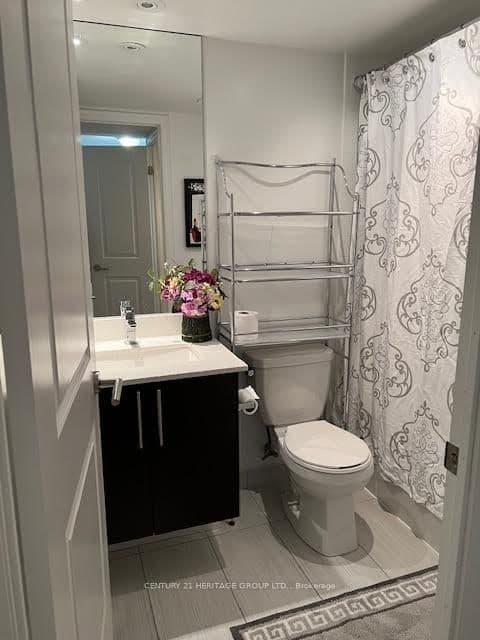400 Adelaide Street E, Unit 1015 thumbnail 4