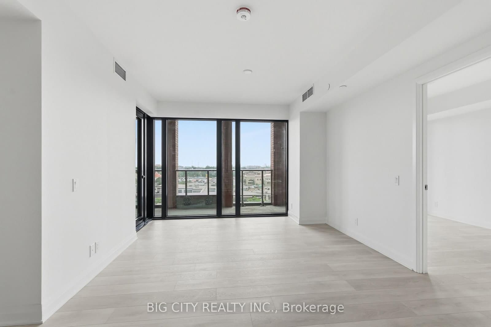 25 Frederick Todd Way, Unit 610 thumbnail 5