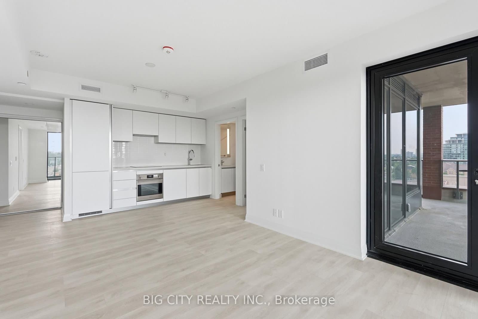 25 Frederick Todd Way, Unit 610 thumbnail 8