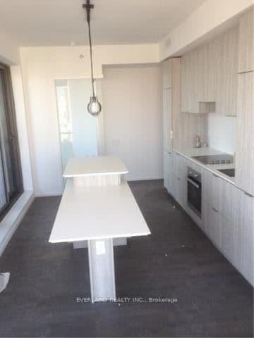 5 St Joseph Street, Unit 3810 thumbnail 7