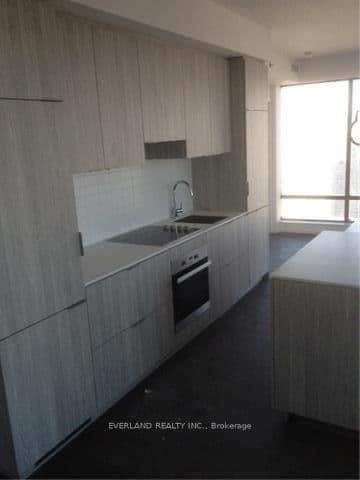 5 St Joseph Street, Unit 3810 thumbnail 9