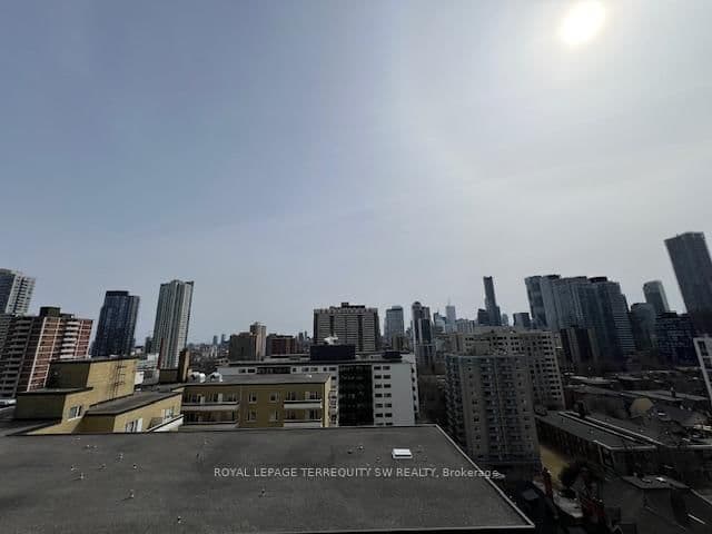 101 Charles Street E, Unit 1202 thumbnail 19
