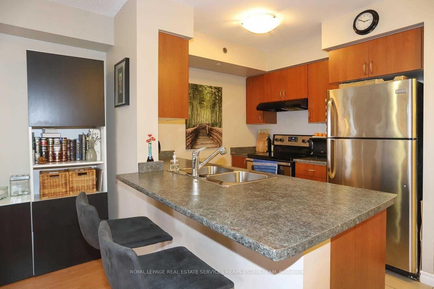 35 Saranac Boulevard, Unit 614 thumbnail 12