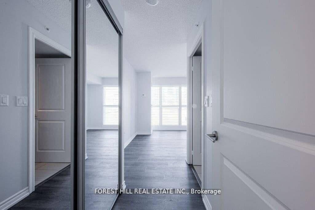 386 Yonge Street, Unit 1615 thumbnail 21