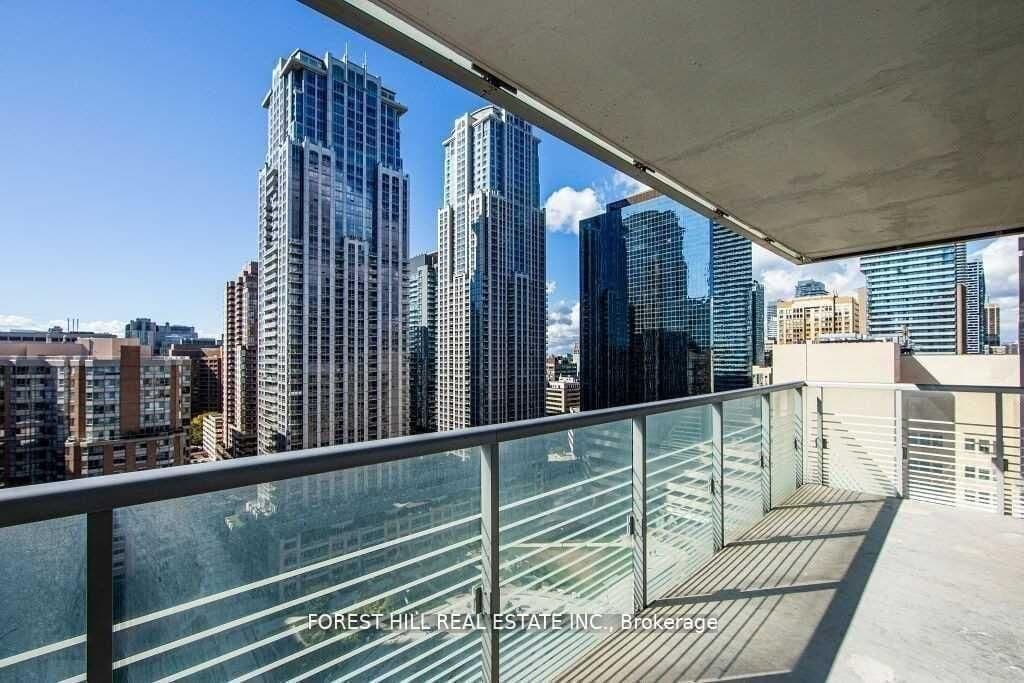 386 Yonge Street, Unit 1615 thumbnail 31