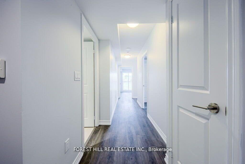 386 Yonge Street, Unit 1615 thumbnail 7