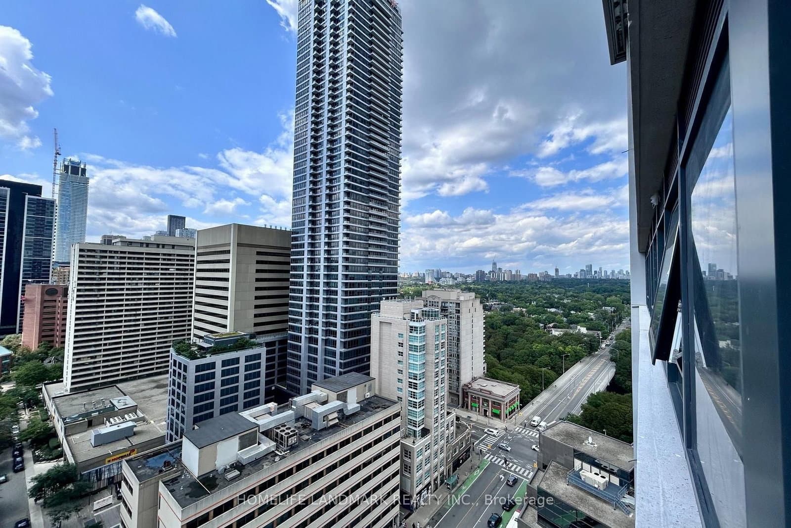 609 Sherbourne Street, Unit 2203 thumbnail 15